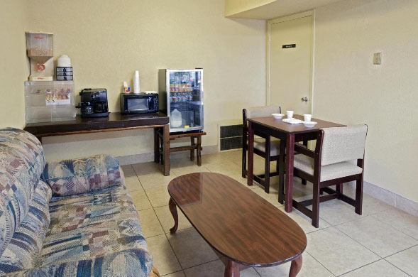 Americas Best Value Inn And Suites North Farmers Branch Bagian luar foto